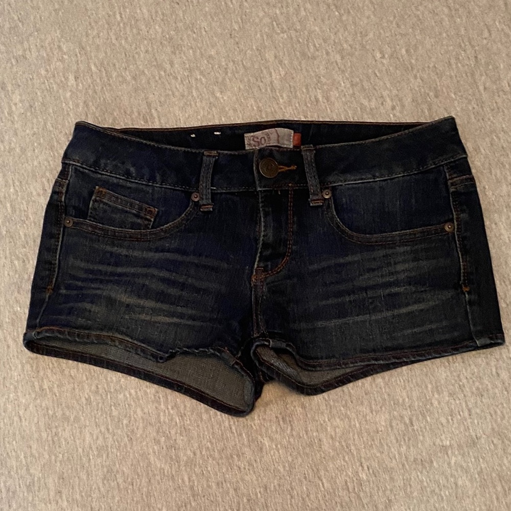 🌸 Dark Wash Jean Shorts